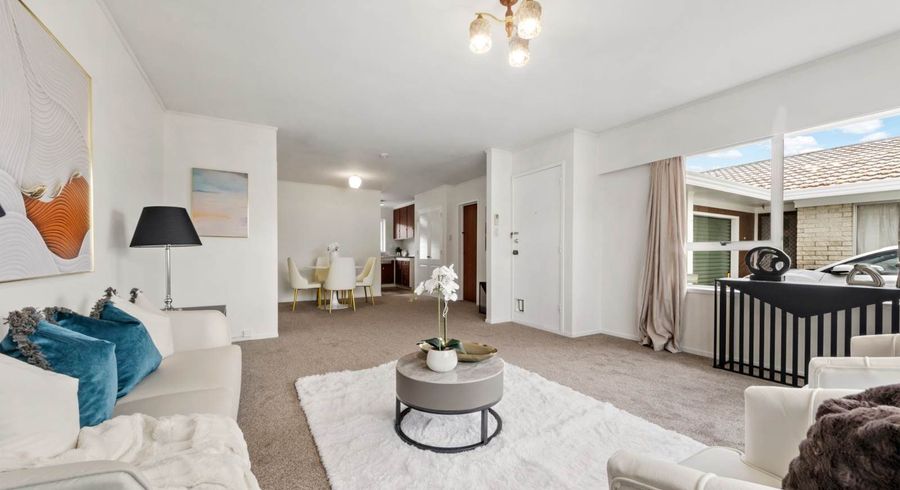  at 18 Faith Bullock Place, New Lynn, Waitakere City, Auckland