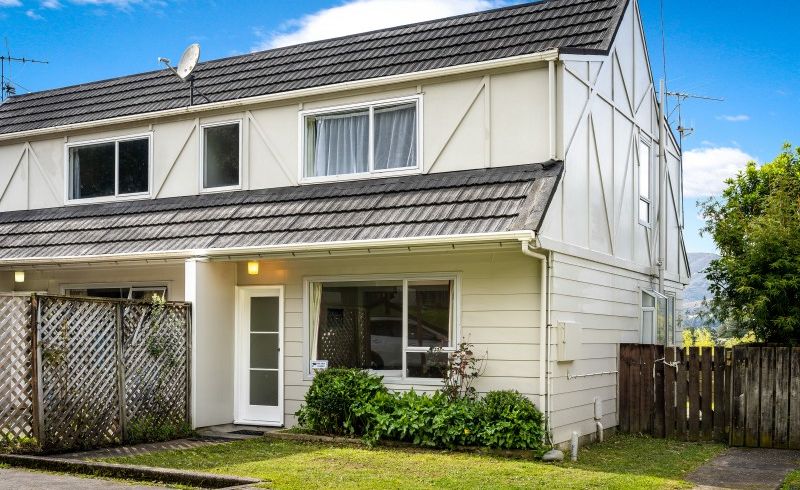  at 4/264 Grounsell Crescent, Belmont, Lower Hutt