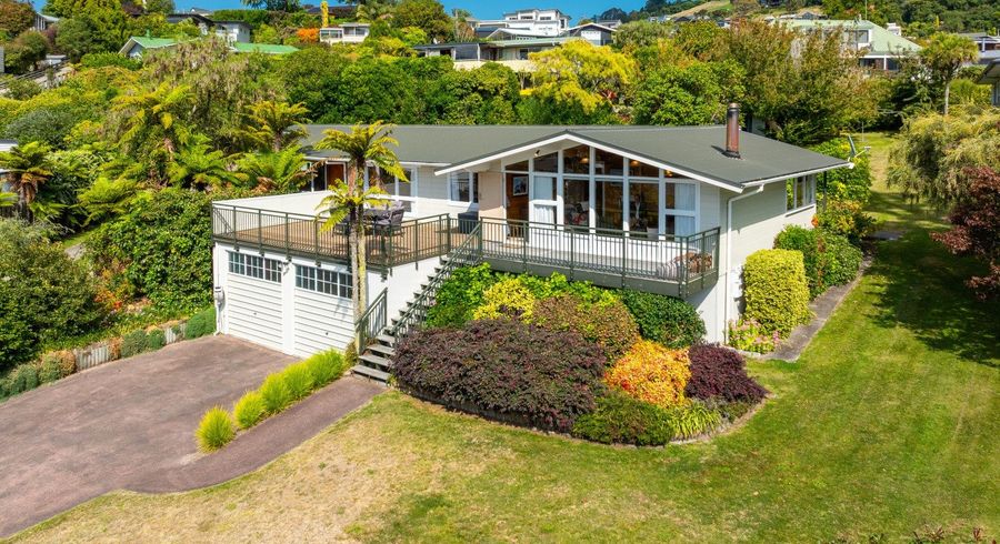  at 8 Earle Place, Acacia Bay, Taupo, Waikato