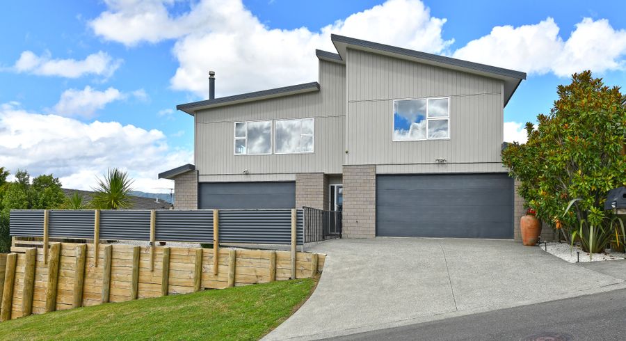  at 41 Seymour Grove, Kingsley Heights, Upper Hutt