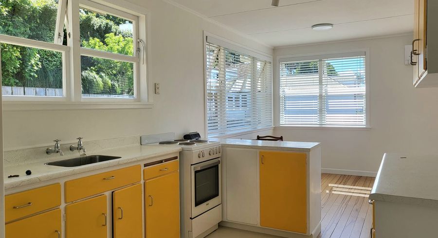  at 4/10 Oaklands Rd, Mount Eden, Auckland City, Auckland