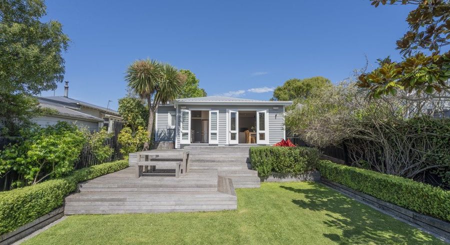  at 9 Malcolm Avenue, Cashmere, Christchurch
