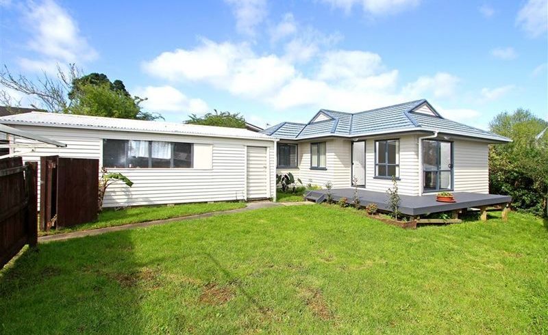  at 19A Sabot Place, Massey, Waitakere City, Auckland