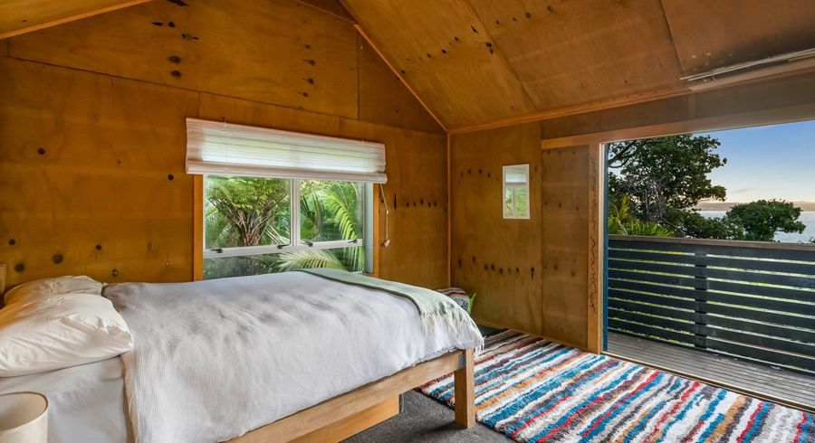  at 9 O'Brien Road, Omiha, Waiheke Island, Auckland