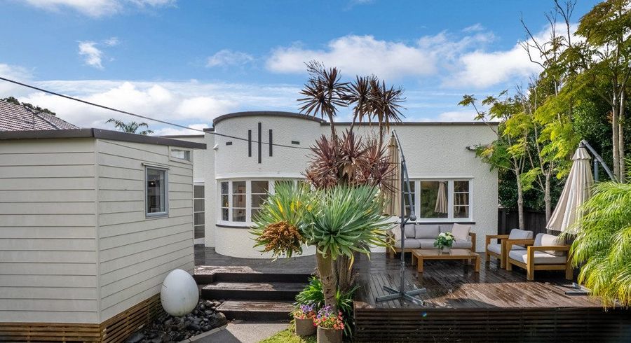  at 1/46 Eversleigh Road, Belmont, North Shore City, Auckland