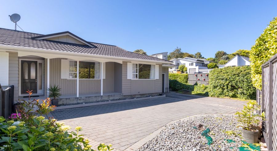  at 77 Spinnaker Drive, Whitby, Porirua