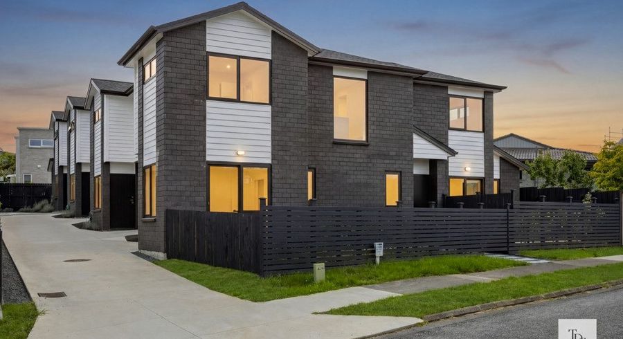  at Lot 1/4 Kyeemagh Street, Botany Downs, Manukau City, Auckland