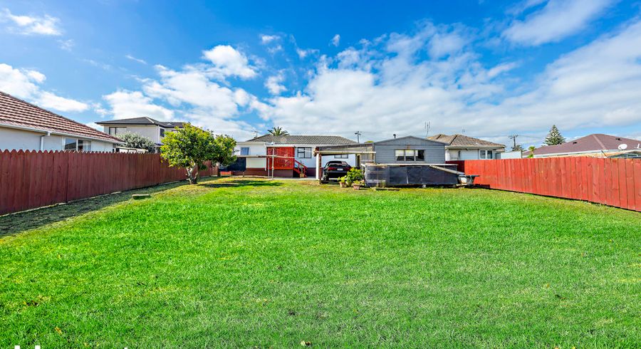  at 6 Milan Road, Papatoetoe, Auckland