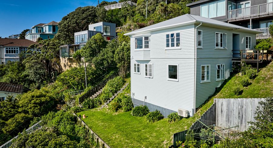  at 93 Grafton Road, Roseneath, Wellington