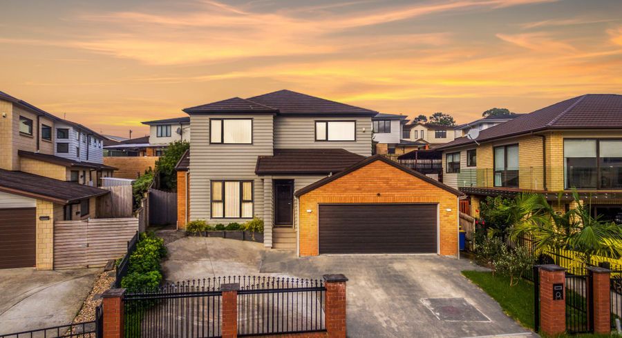  at 23 Midhurst Avenue, Henderson, Auckland