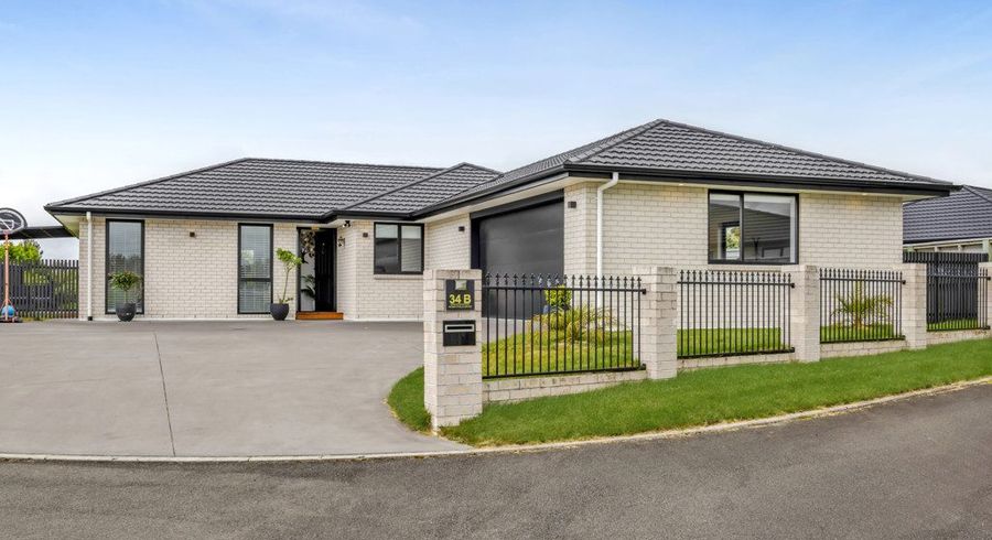  at 34B Honeyfield Drive, Whalers Gate, New Plymouth