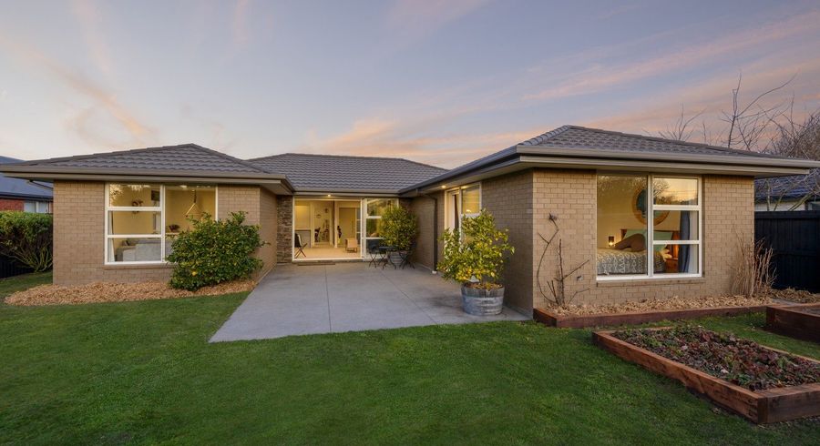  at 14 Kilkivan Lane, Broomfield, Christchurch