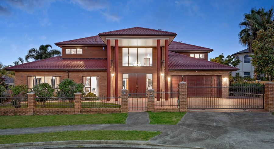  at 27 Mansion Court, West Harbour, Auckland
