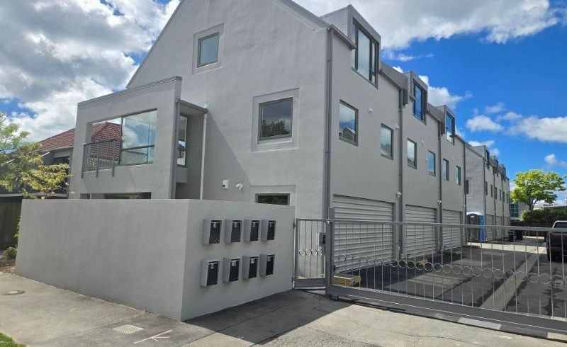  at 2/454 Hagley Avenue, City Centre, Christchurch City, Canterbury