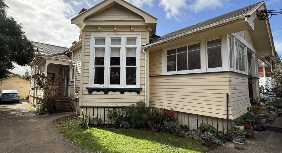  at 2/15 Epsom Ave, Epsom, Auckland City, Auckland