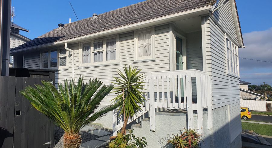  at 40 Inglewood St, Wai O Taiki Bay, Auckland City, Auckland