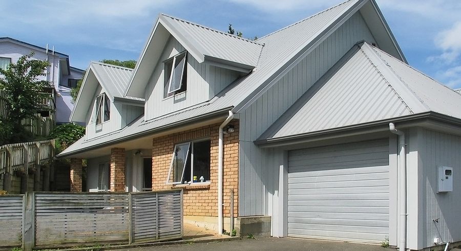  at 38 Mahoe Street, Tawa, Wellington