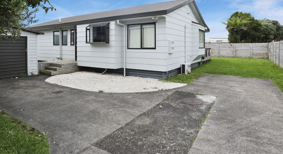  at 2/144 Old Wairoa Road, Papakura, Papakura, Auckland
