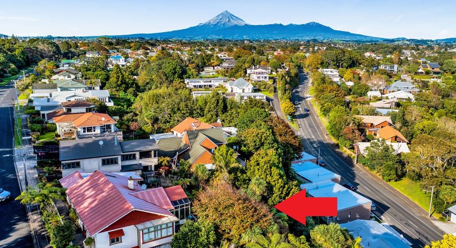  at 16 Victoria Road, New Plymouth, New Plymouth