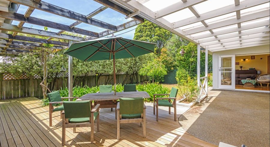  at 41 Saint Albans Avenue, Hokowhitu, Palmerston North, Manawatu / Whanganui