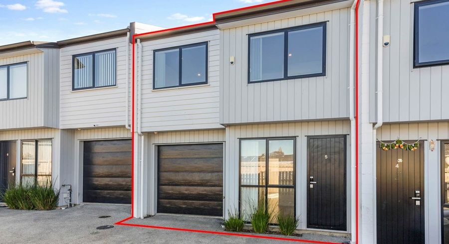  at 5/60 Kelman Road, Kelston, Waitakere City, Auckland