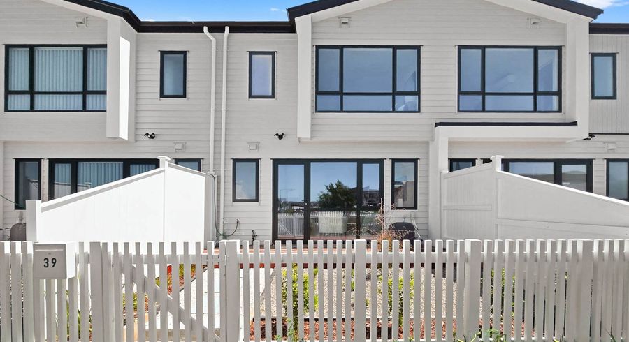  at 39 Observation Green, Hobsonville, Waitakere City, Auckland