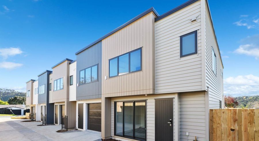  at 17E Ranch Avenue, Beach Haven, North Shore City, Auckland