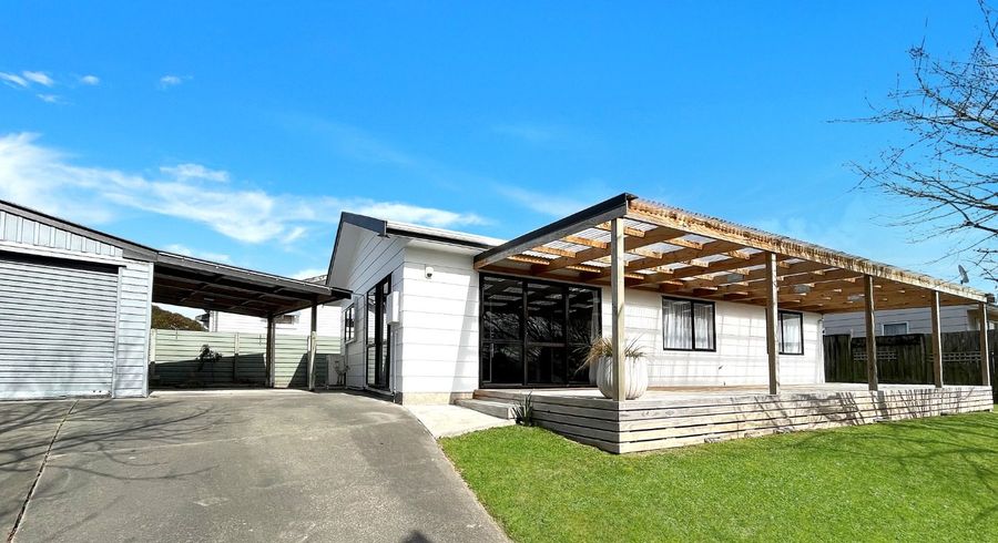  at 27 Tiller Close, Kelvin Grove, Palmerston North