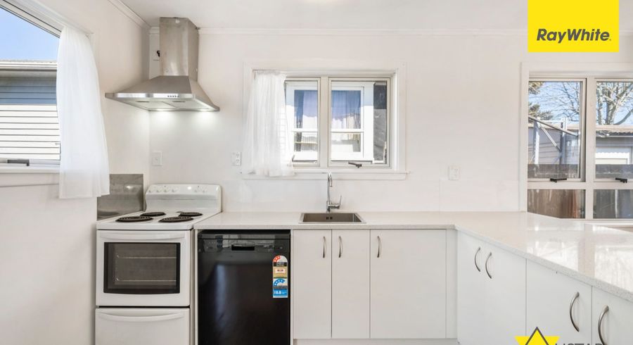  at 139 Rathgar Road, Henderson, Henderson, Waitakere City, Auckland