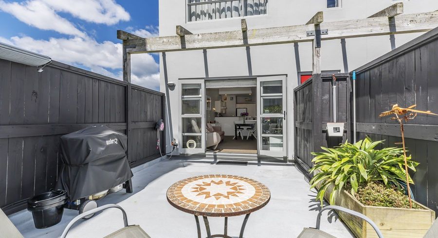  at 1/77 Tory Street, Te Aro, Wellington