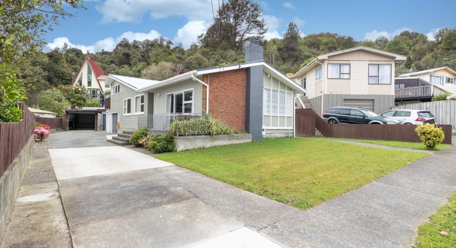 at 3 Lowry Crescent, Stokes Valley, Lower Hutt