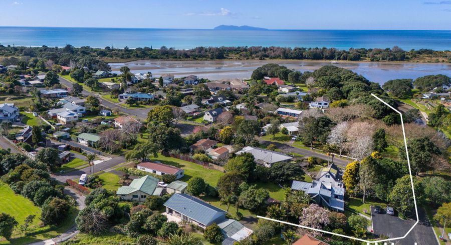  at 6 Nathan Place, Athenree, Waihi Beach