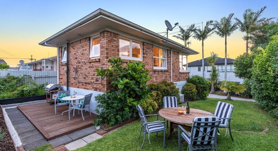  at 3/3 Marsh Avenue, Forrest Hill, North Shore City, Auckland