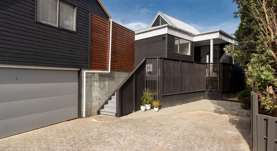  at 2/50 Viewmont Drive, Harbour View, Lower Hutt