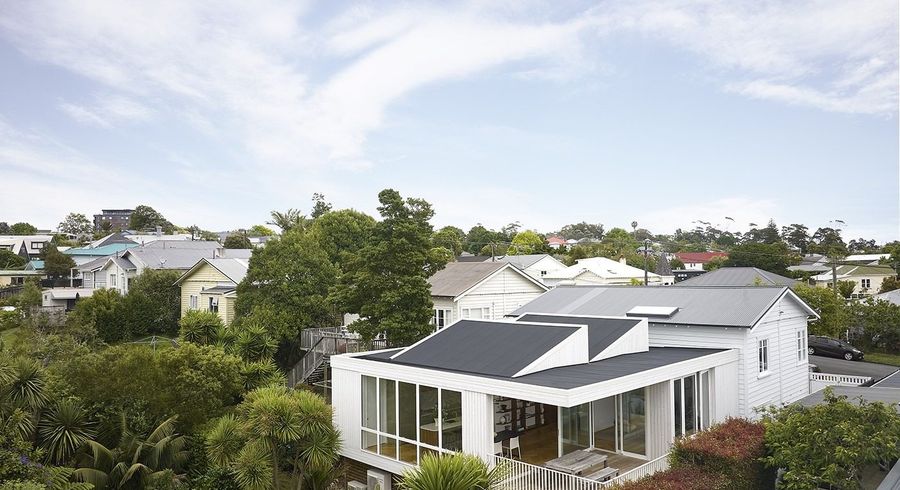  at 49 Mountain View Road, Morningside, Auckland