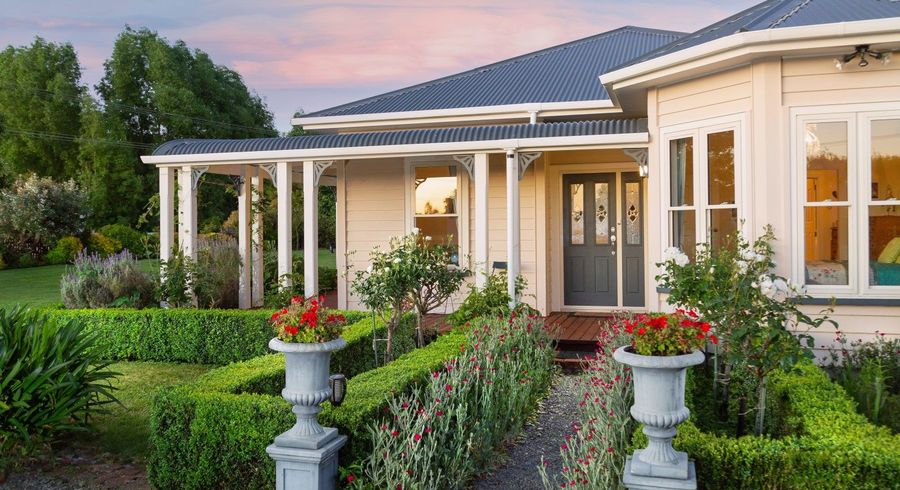  at 15 Wards Line, Morison Bush, Greytown