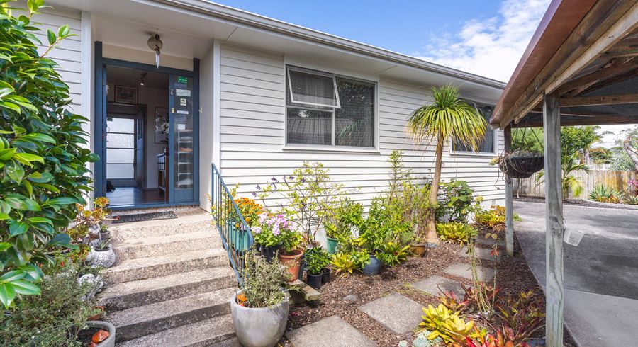  at 4 Hope Farm Avenue, Pakuranga Heights, Auckland