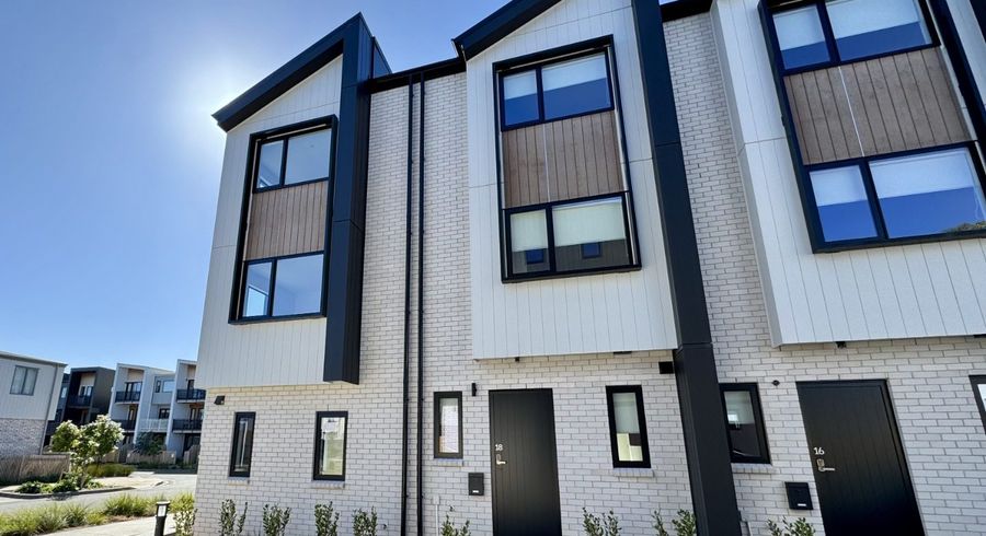  at 18 Tahepuia Lane, Mount Wellington, Auckland City, Auckland