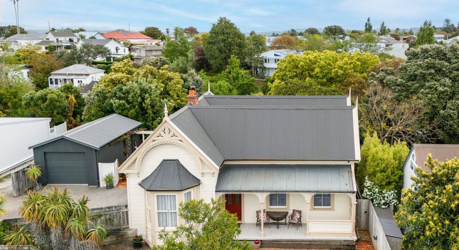  at 4 Terrace Lane, Hospital Hill, Napier