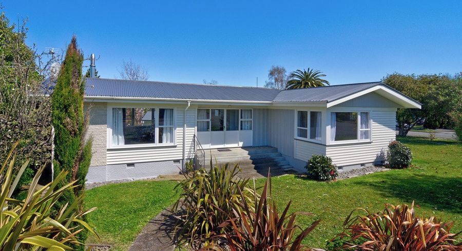  at 33 Puriri Crescent, Lansdowne, Masterton