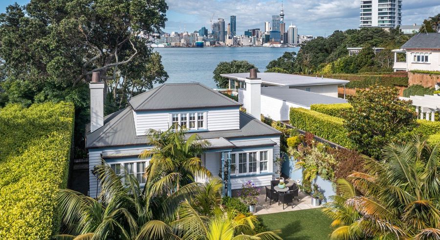  at 13 Stanley Point Road, Stanley Point, Auckland