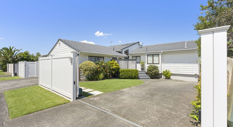  at 72 De Quincey Terrace, Highland Park, Manukau City, Auckland