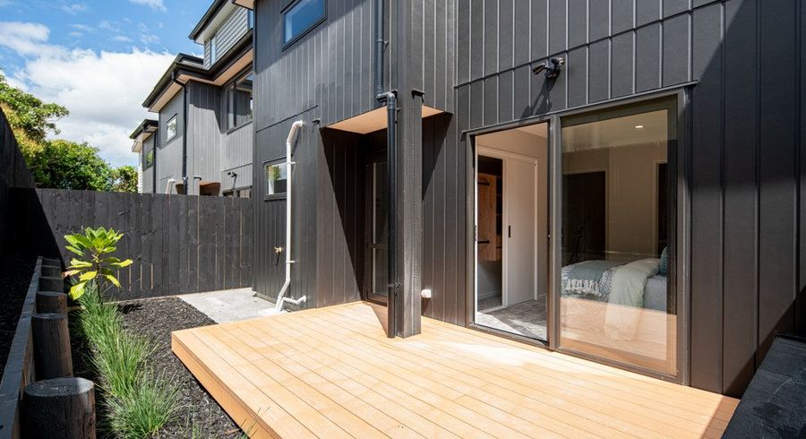  at 95D Kervil Avenue, Te Atatu Peninsula, Waitakere City, Auckland