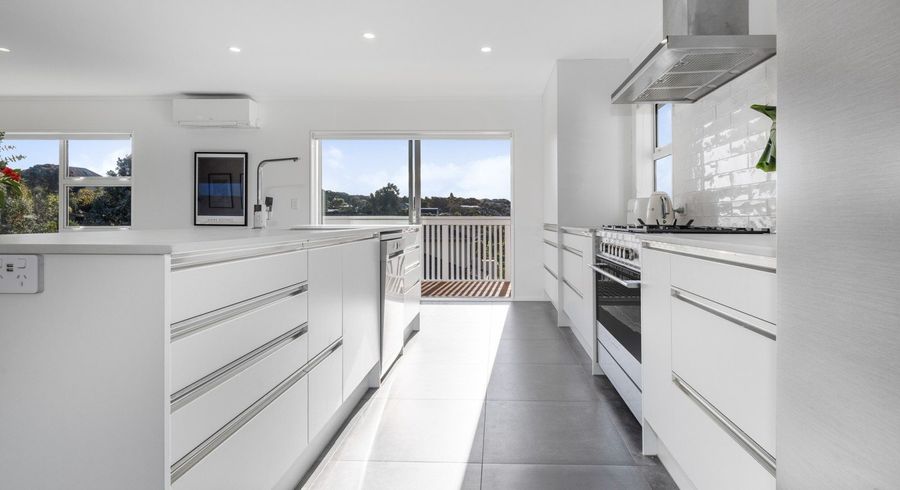  at 11 Botany Lane, Whitby, Porirua, Wellington