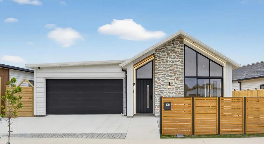  at 6 Tuwai Crescent, Opaheke, Papakura, Auckland