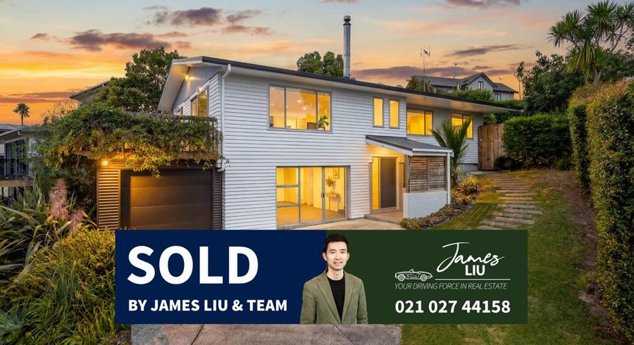  at 3 Idyll Place, Northcross, Auckland