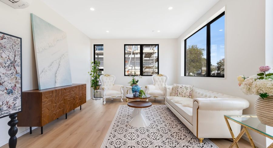  at Lots 1-4/3 Jillteresa Crescent, Half Moon Bay, Manukau City, Auckland