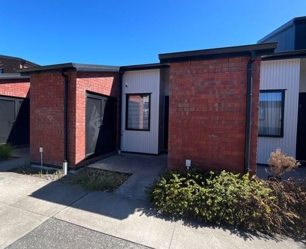  at 4 Contact Lane, Hobsonville, Waitakere City, Auckland