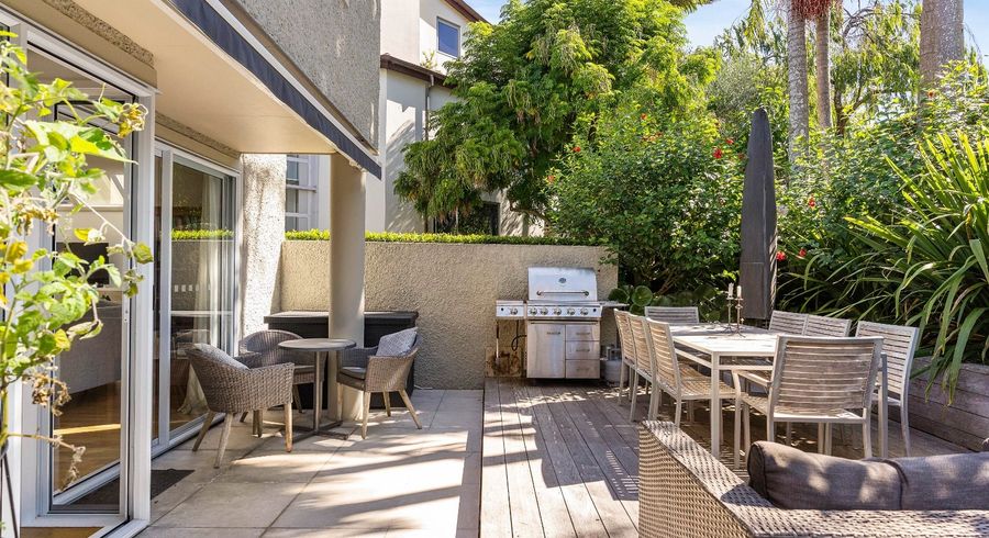  at 6A Sarsfield Street, Herne Bay, Auckland