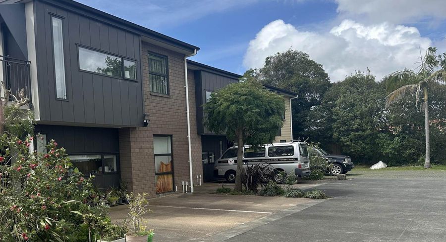  at 8/3 Woolfield Road, Papatoetoe, Manukau City, Auckland